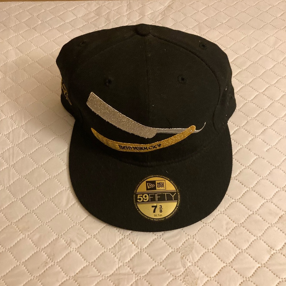 New Era Frank 151 Fitted Hat Size 7 3/8